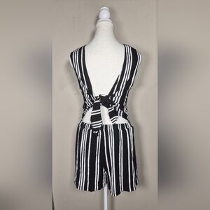 5 For $25✨️Love Tree Medium White Black Striped Romper Cut Out Tie up Jumpsuit